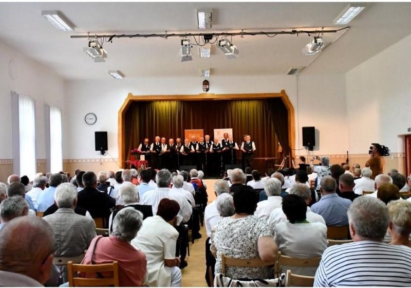 IV. Katonadalos találkozó