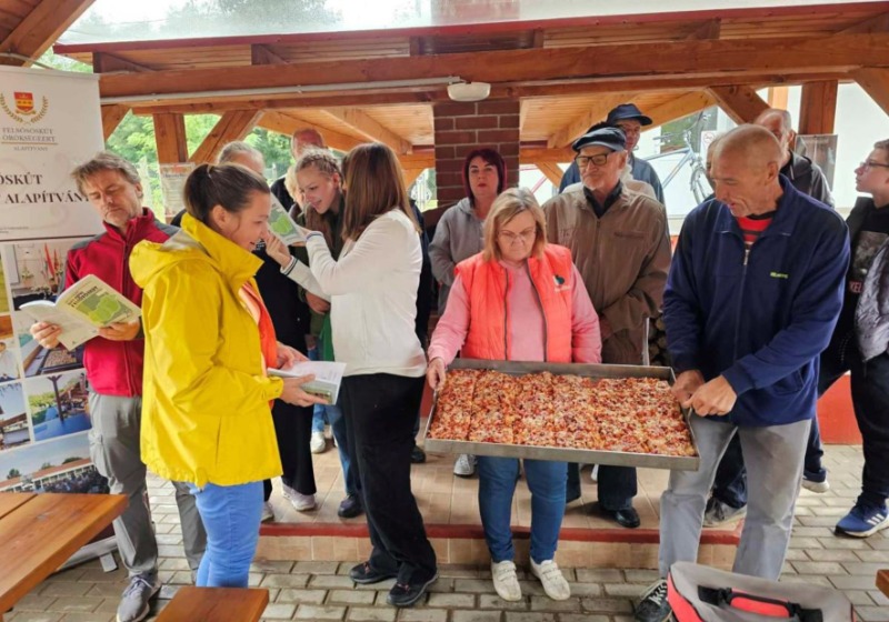 Középkori Templomok Egyesület - Bokortanyákat körbejáró kerékpár túra