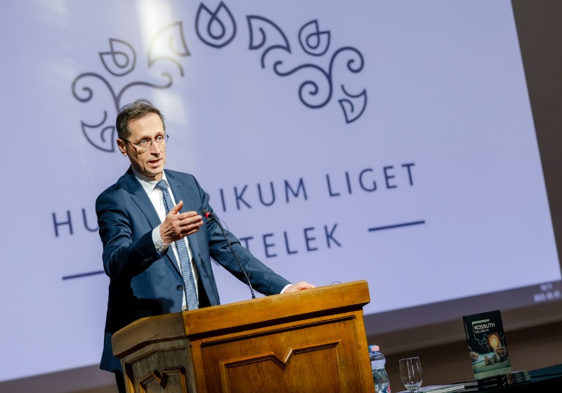 Egy élet munkája mehet tönkre egy rossz döntéssel