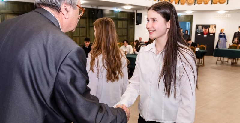 PR3_9883