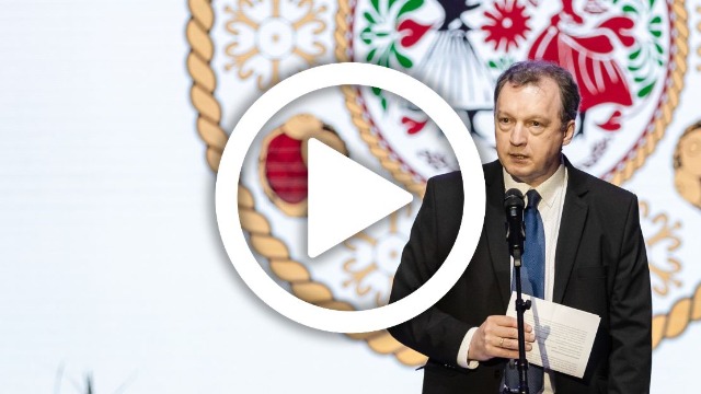 2025.05.31.  Dr. Árendás Péter köszöntője az Élő Hagyományunk II. Kösöntyű találkozón